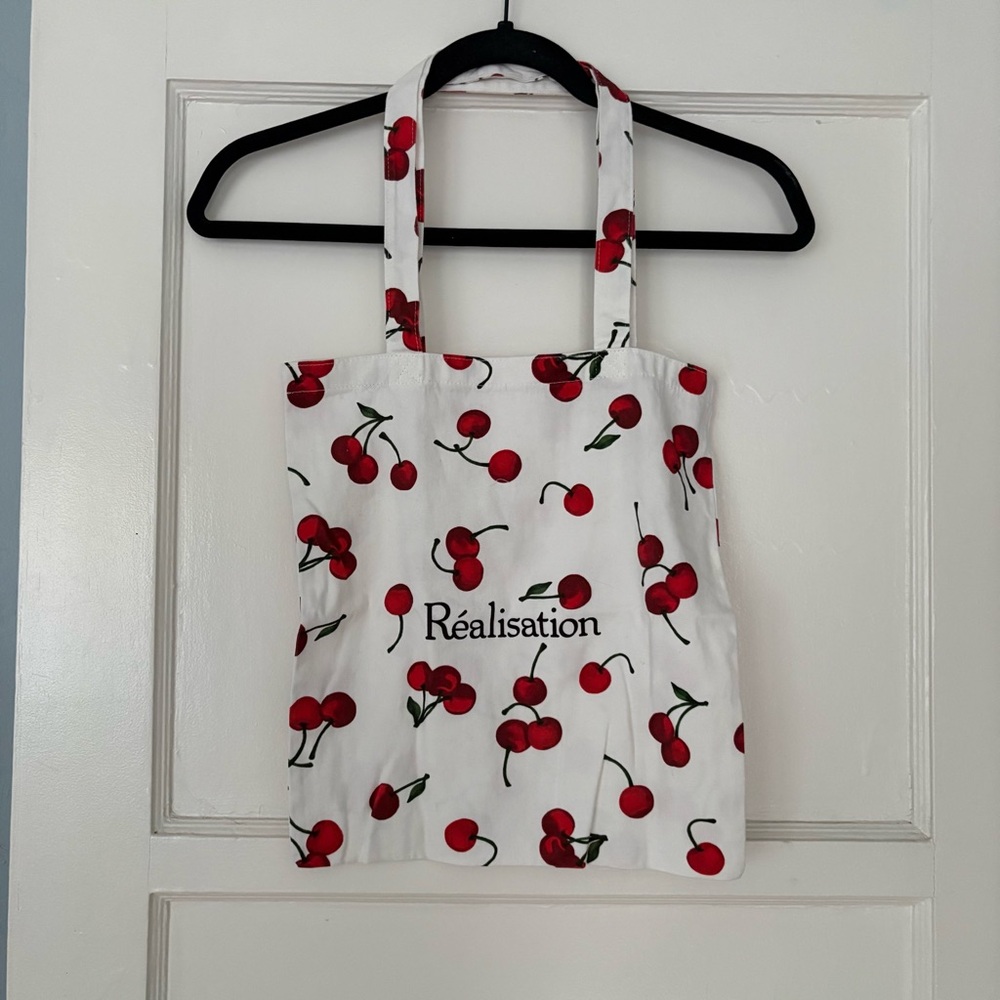 Realisation Par Cherry Tote Bag